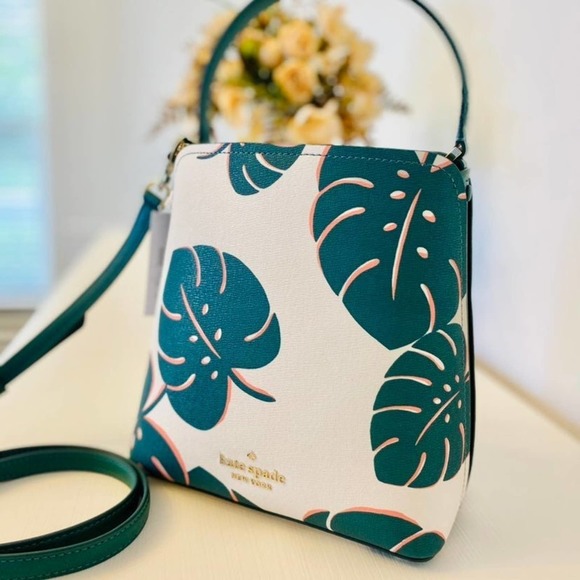 Kate Spade Purse & wallet Monstera Leaves Small Bucket Bag new - Picture 4 of 12
